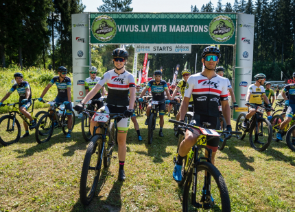 Vivus.lv MTB Maratona 3.posmā Alūksnē uzvar Purniņš un Kovgere