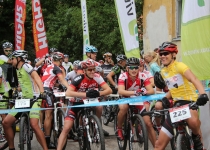 Cēsu bruņinieki nosargā pili – Vivus.lv MTB Maratonā vietējo dubultuzvara !