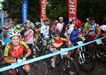 Cēsu bruņinieki nosargā pili – Vivus.lv MTB Maratonā vietējo dubultuzvara !
